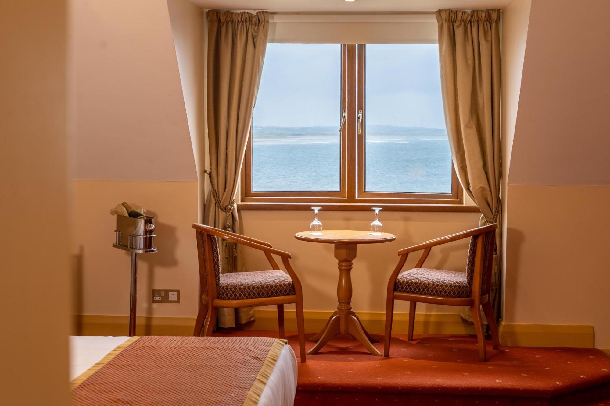 Hotel Waterfront House & Restaurant à Enniscrone Extérieur photo